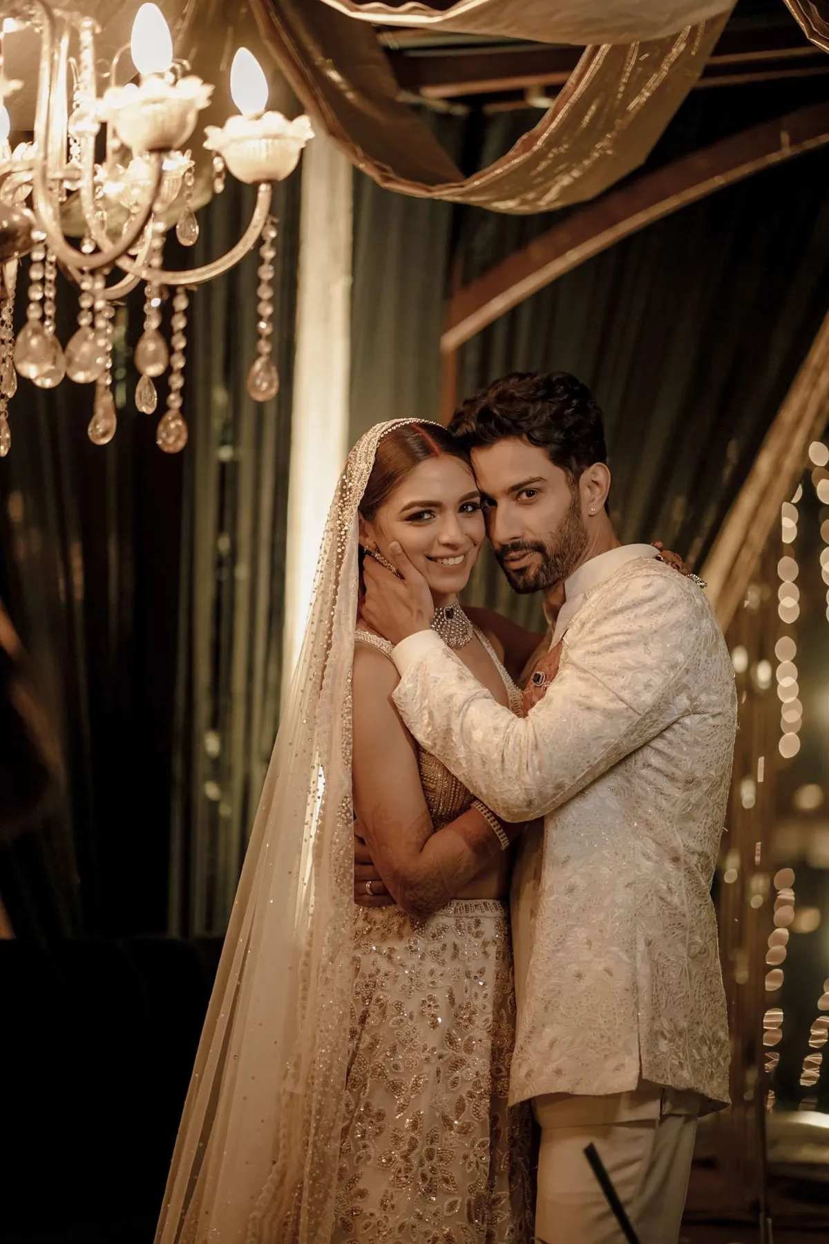 Sahil & Aakriti photograph